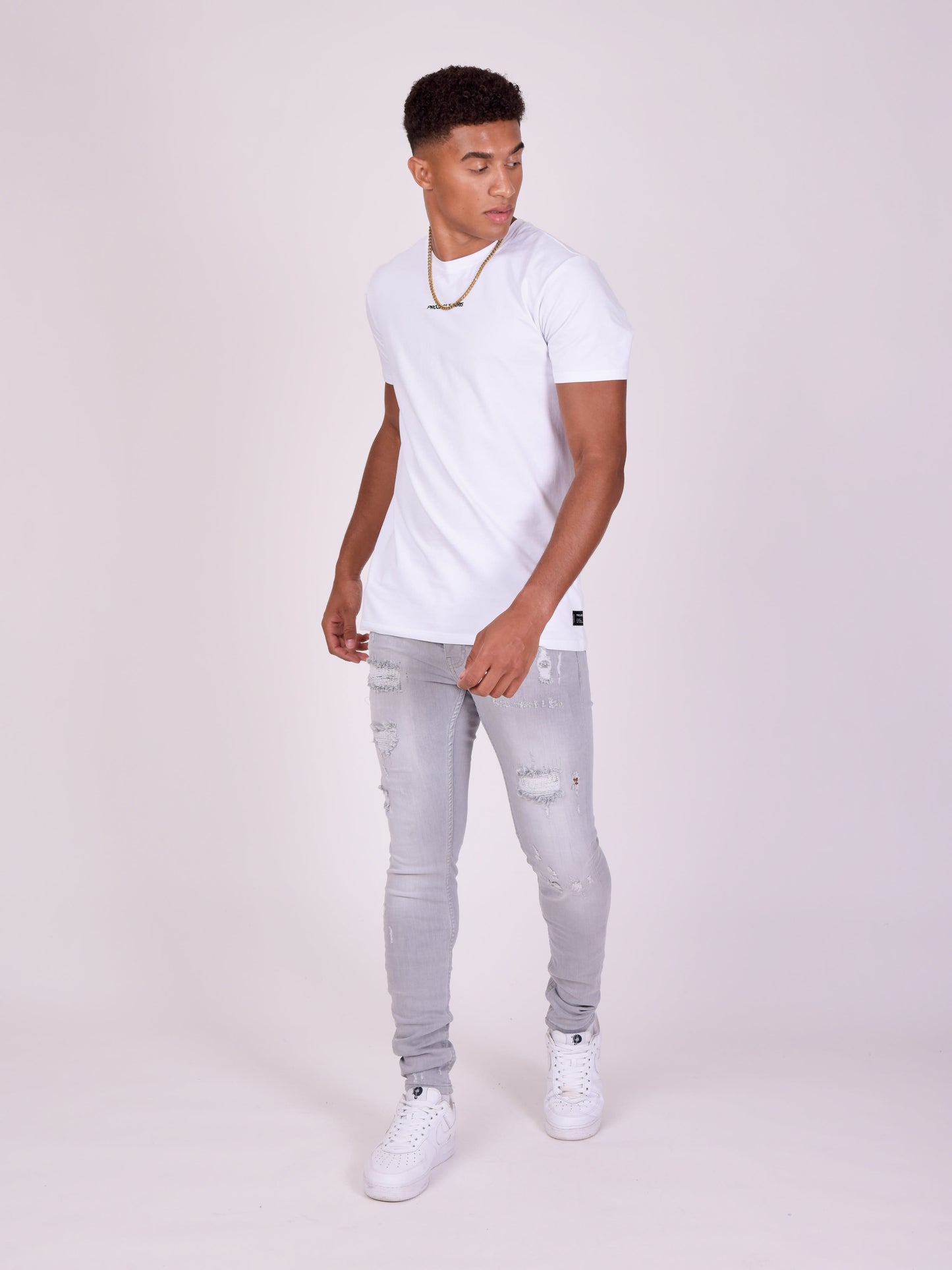 tp21007-gris-clair-modelshot
