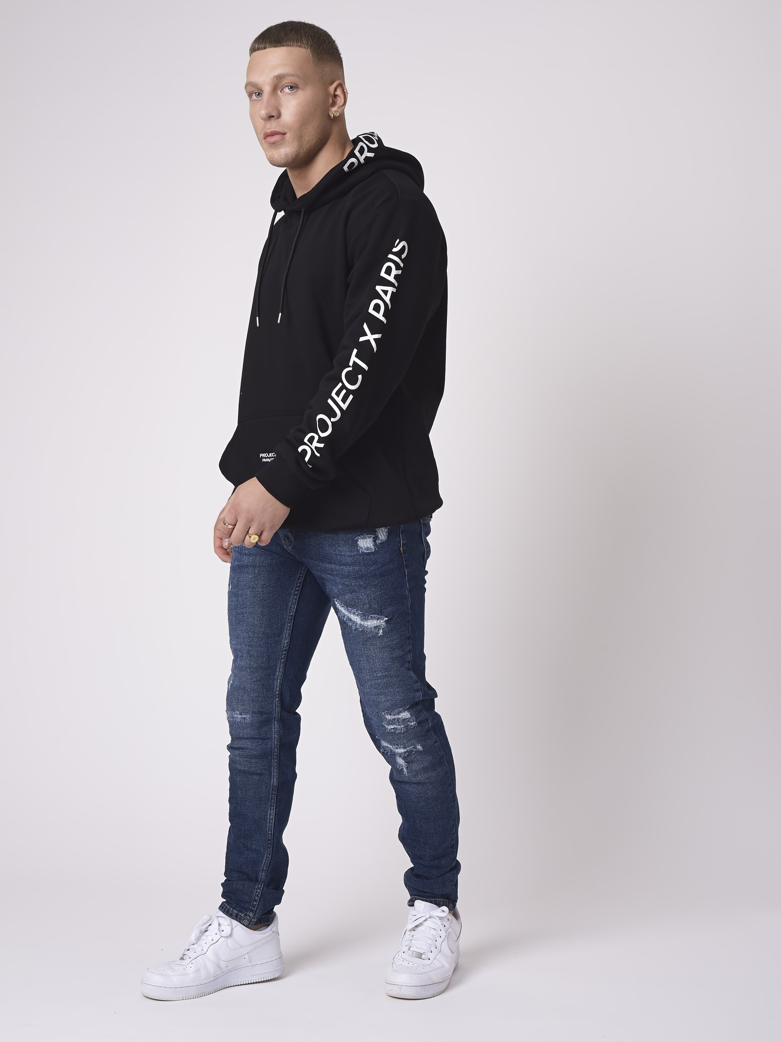 Jeans slim blu scuro effetto sabbiato e strappato-2