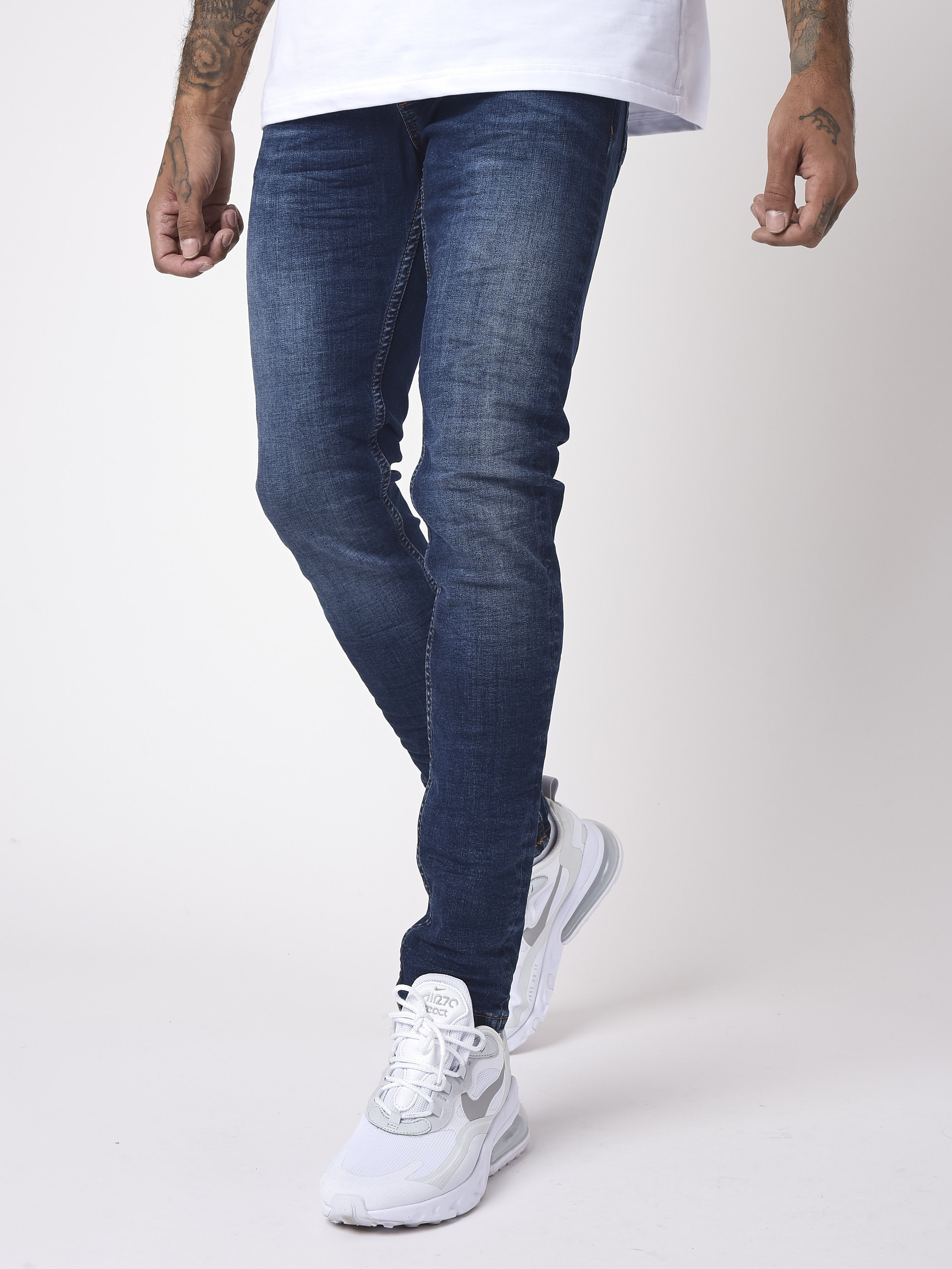 Basic Skinny Jeans in dunklem Blau mit geriebenem Effekt-3