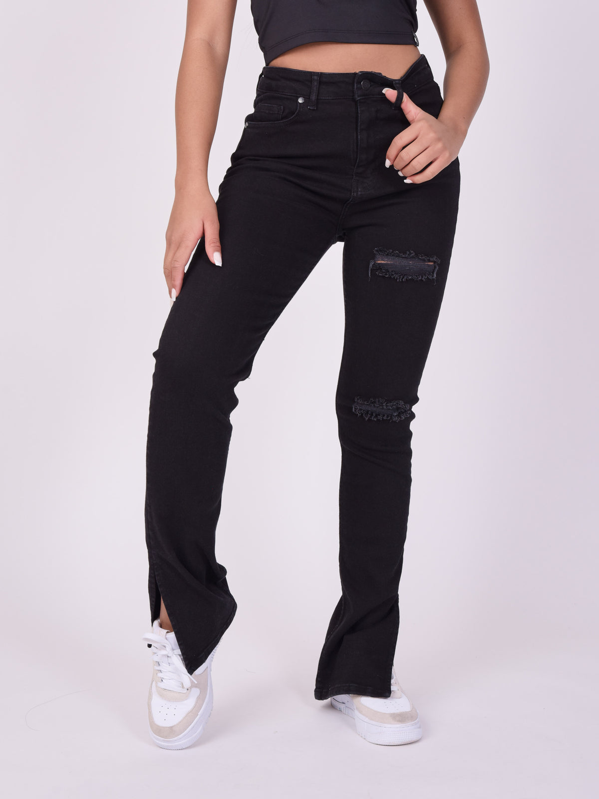 tp21045-noir