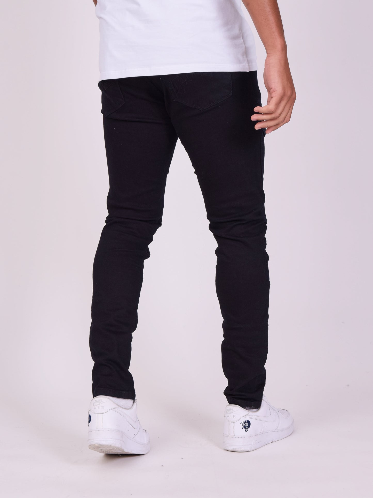 tp21050-bleu-modelshot
