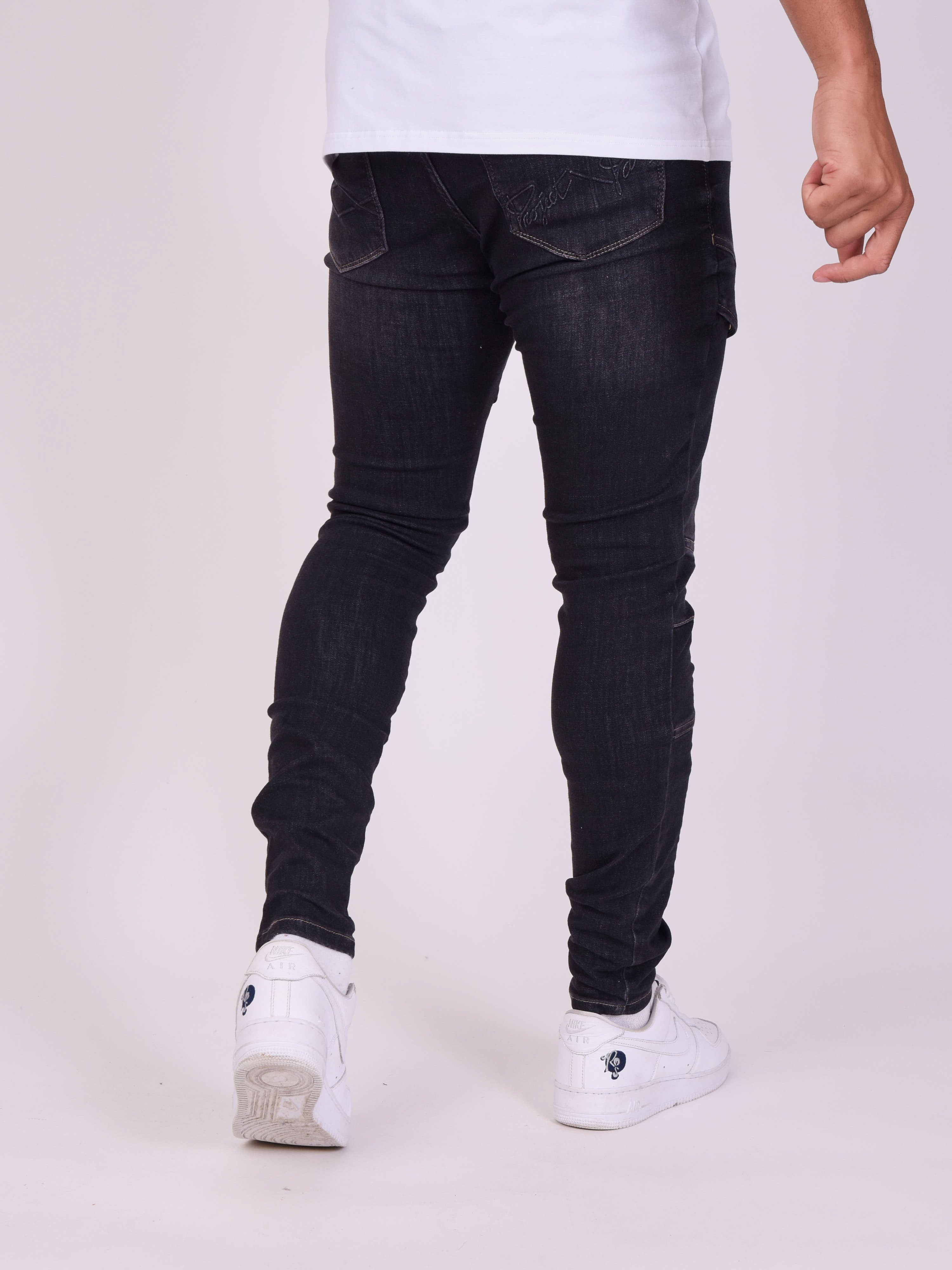 Jeans Skinny com detalhe de costuras aparentes-4