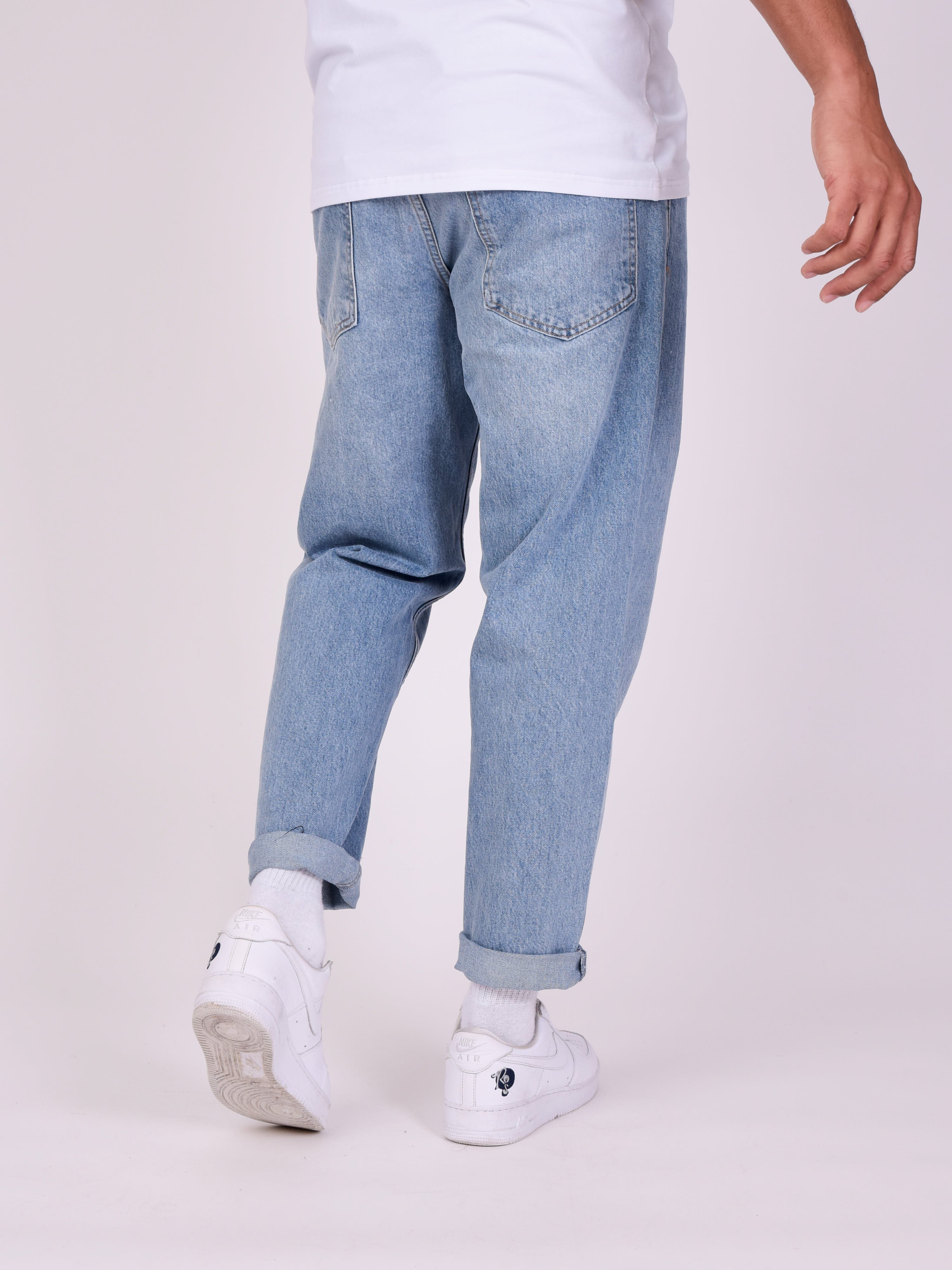 tp21056-bleu-modelshot