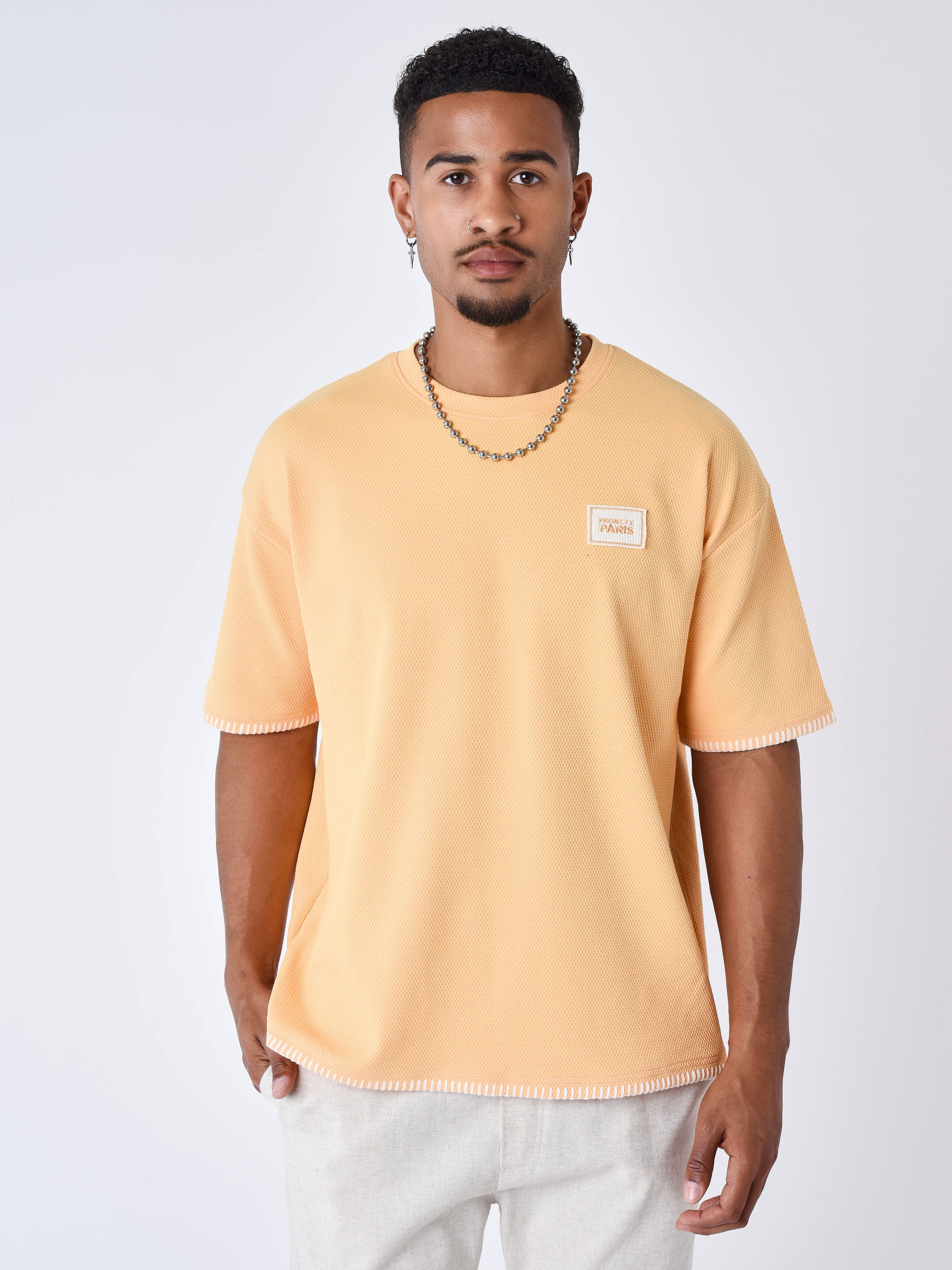 tshirt-texture-stitching-apricot-cream-modelshot