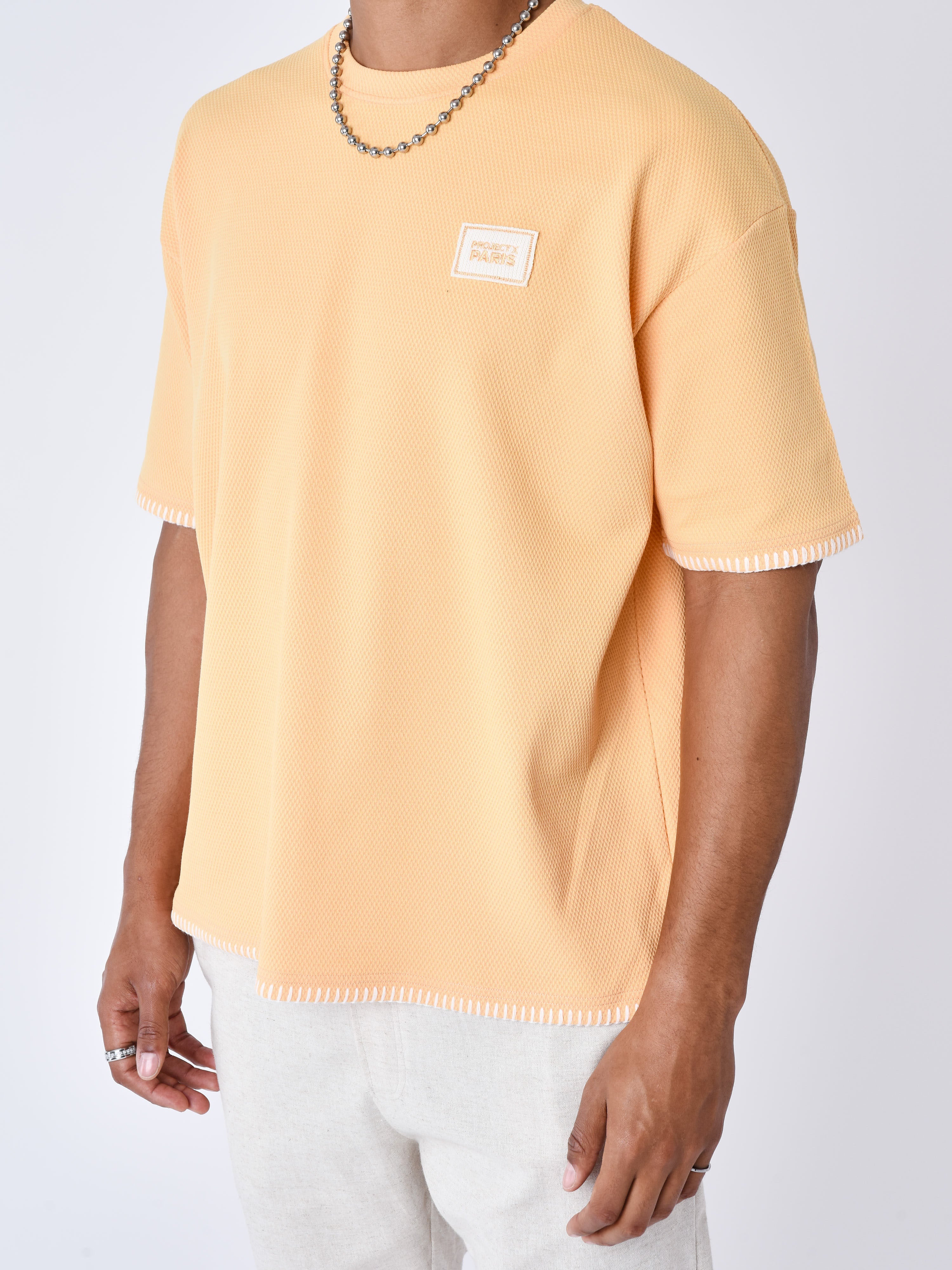 tshirt-texture-stitching-apricot-cream-modelshot
