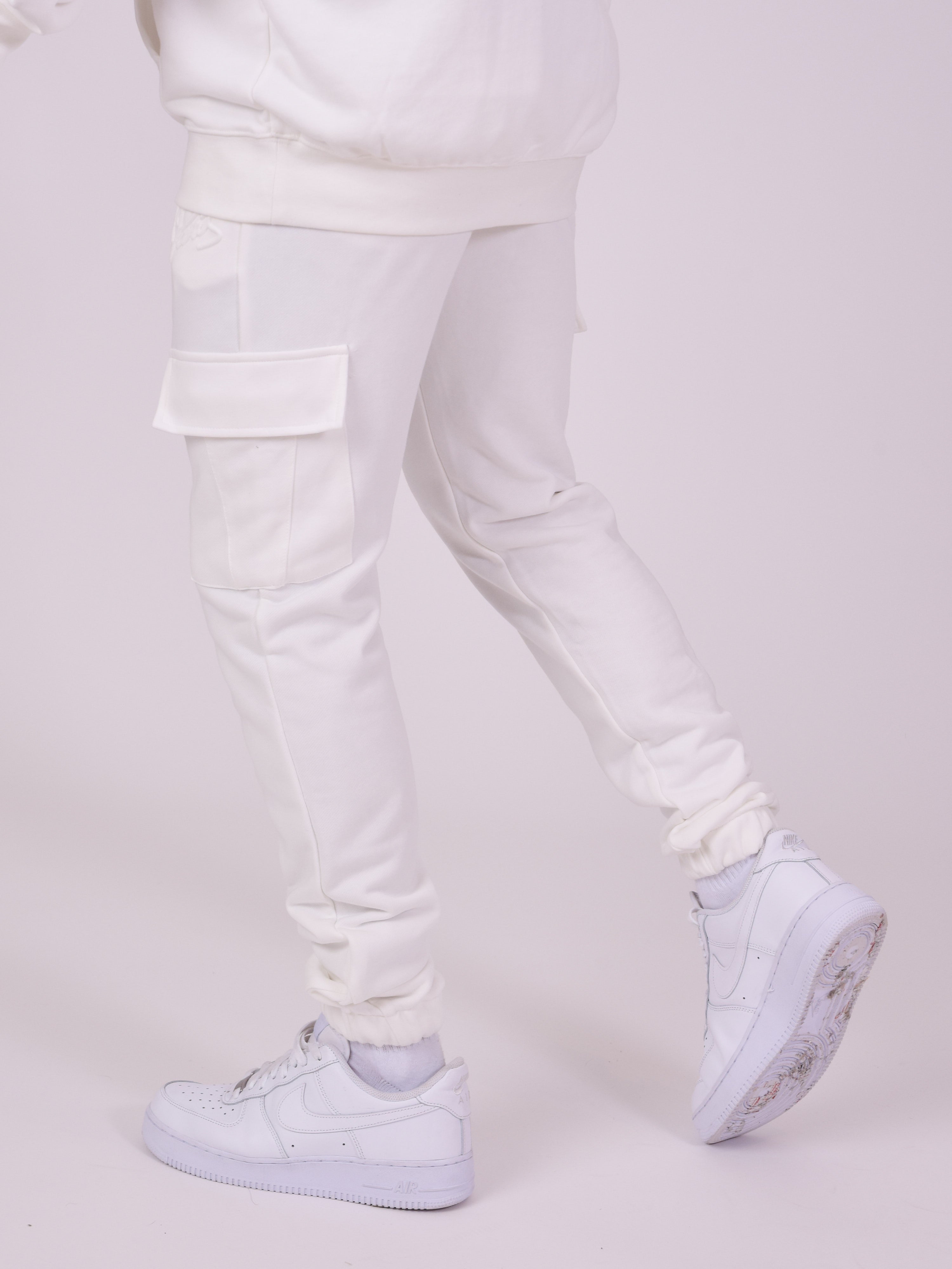 tu214907-blanc