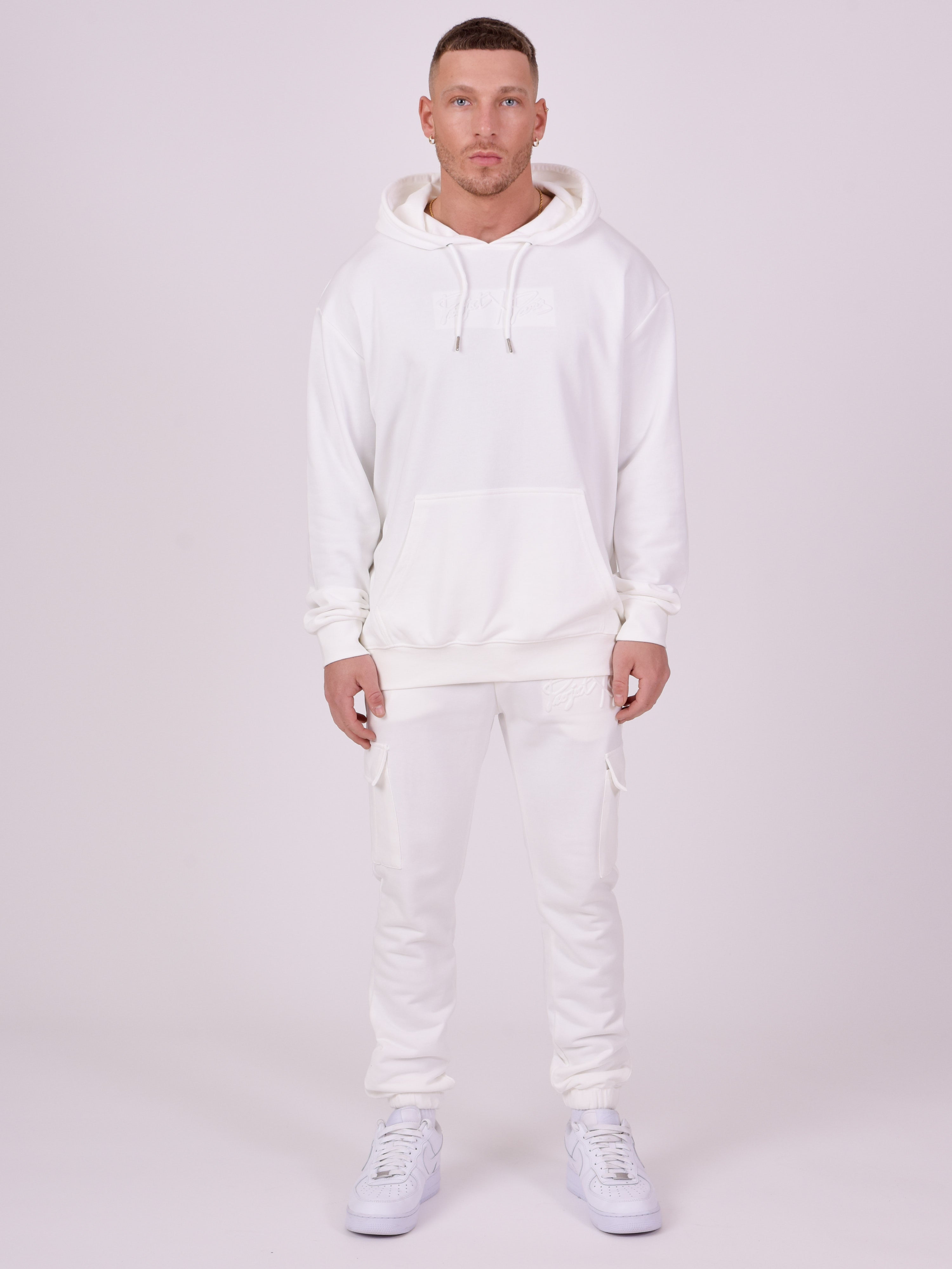 Bas de jogging cargo logo embossage relief-3