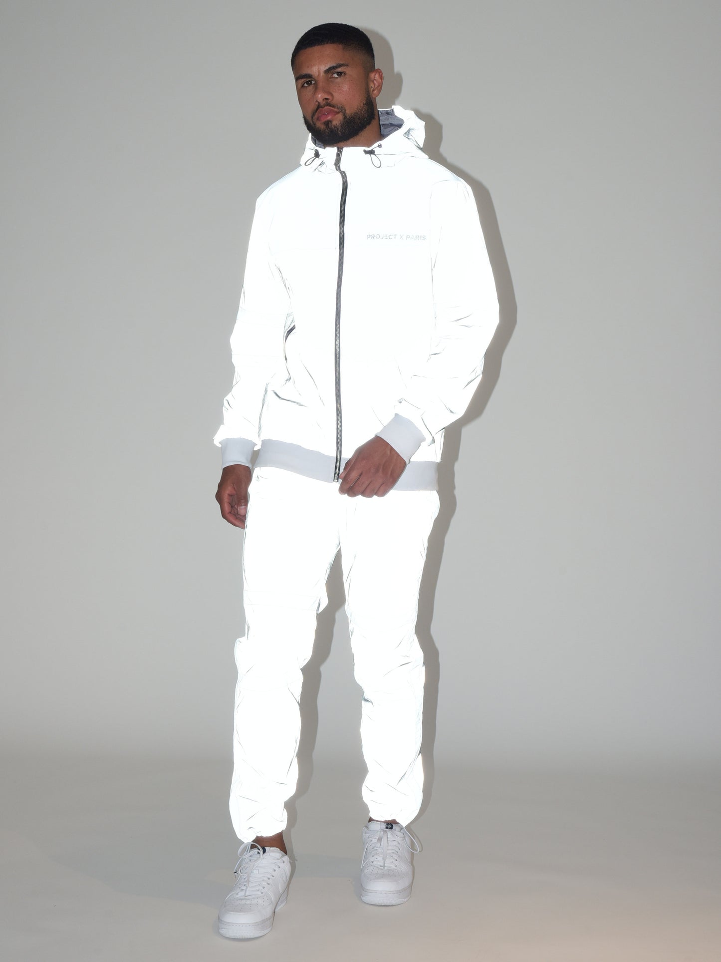 veste-a-capuche-bi-matiere-motif-camouflage-2030091-blanc