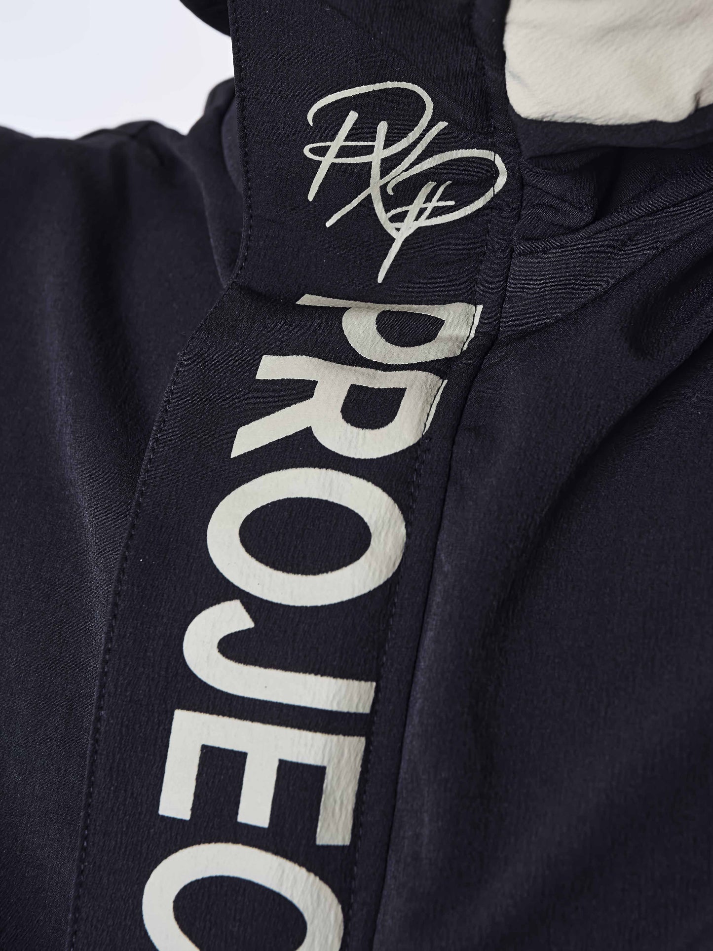 veste-a-capuche-colorblock-beige