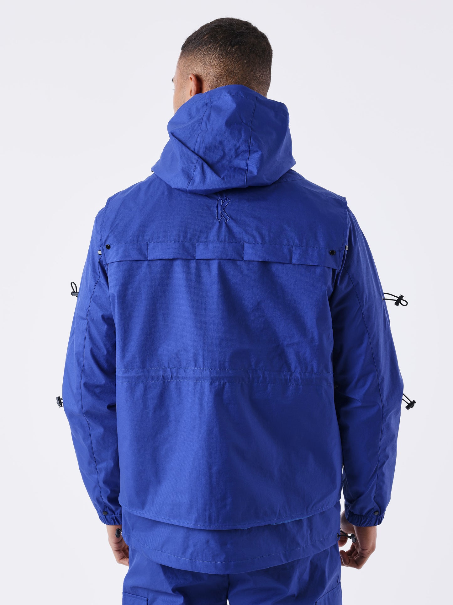 veste-a-capuche-technique-collaboration-kalash-bleu-electrique