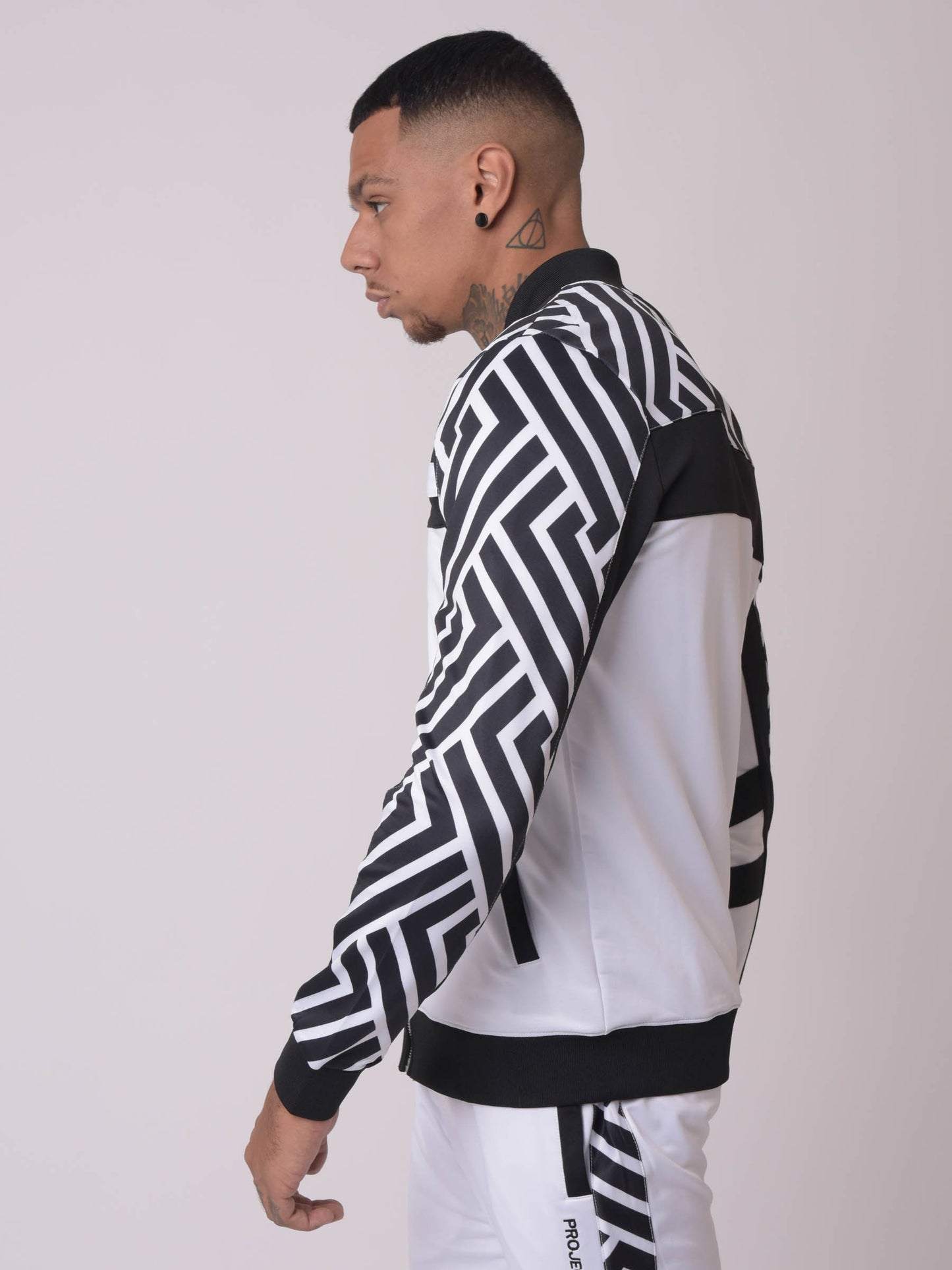 veste-col-teddy-imprime-graphique-2030060-noir