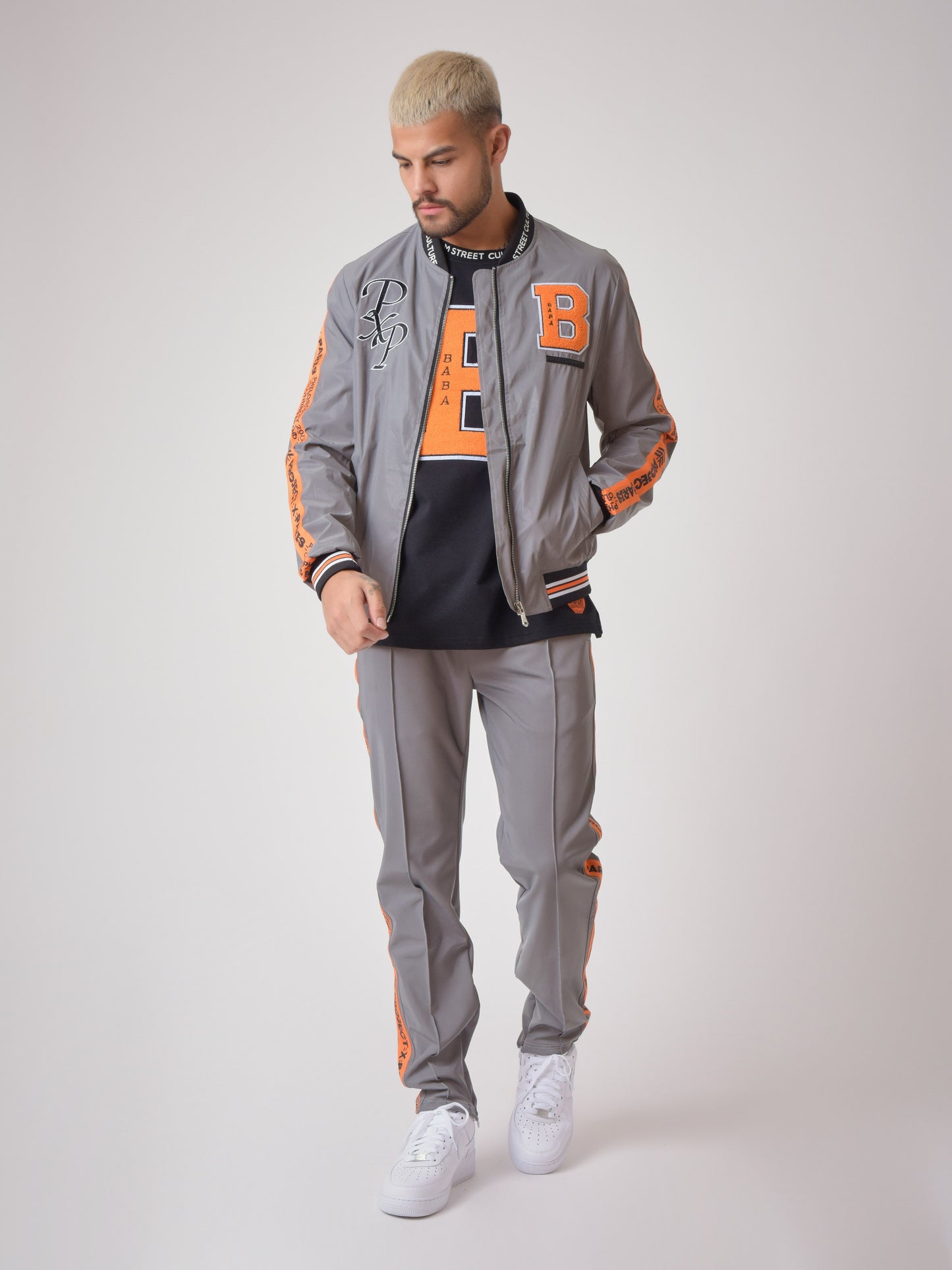 veste-col-teddy-style-baseball-baba-collab-2030079-reflechissant-modelshot