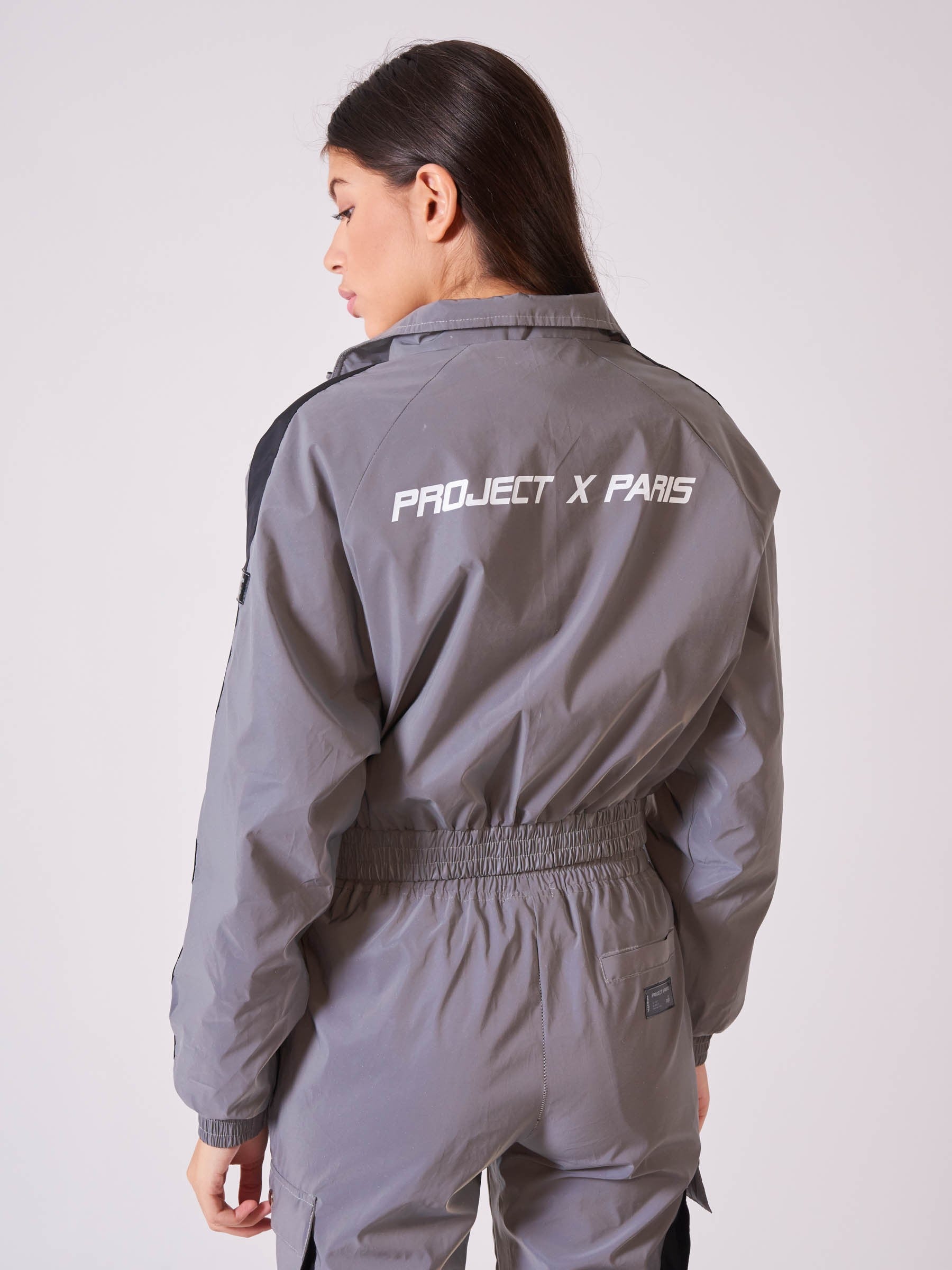 Krótka kurtka z oversize kieszeniami-7
