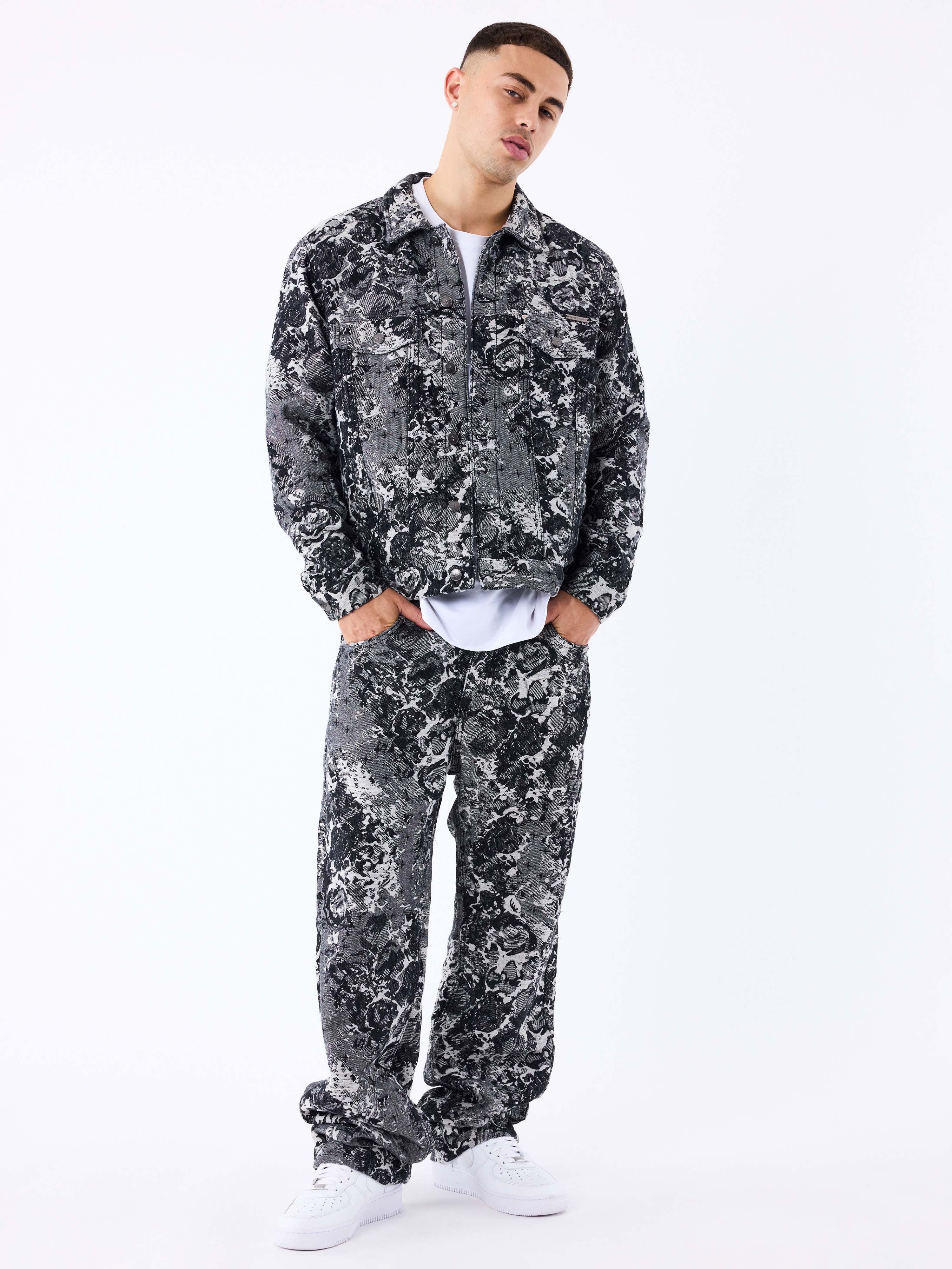 veste-en-denim-a-motif-abstrait-noir