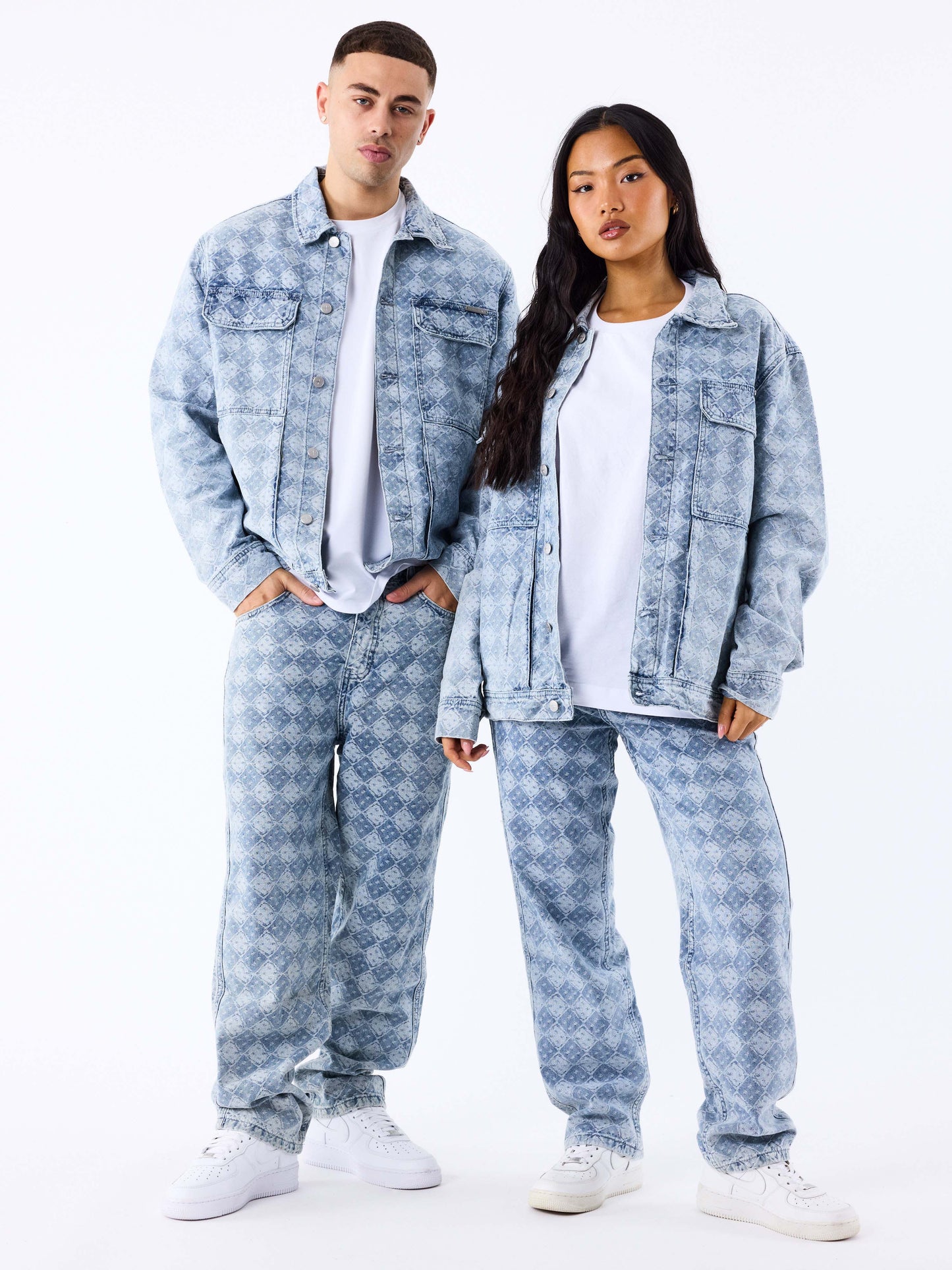 veste-en-denim-a-motif-geometrique-bleu