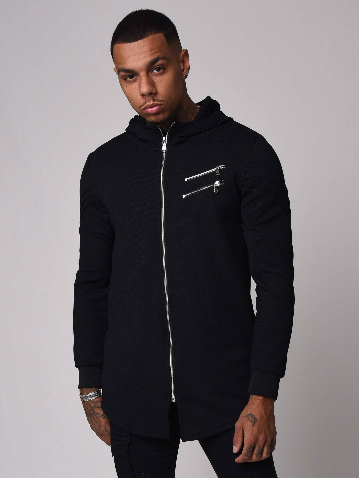 veste-zippee-capuche-homme-1930014-noir