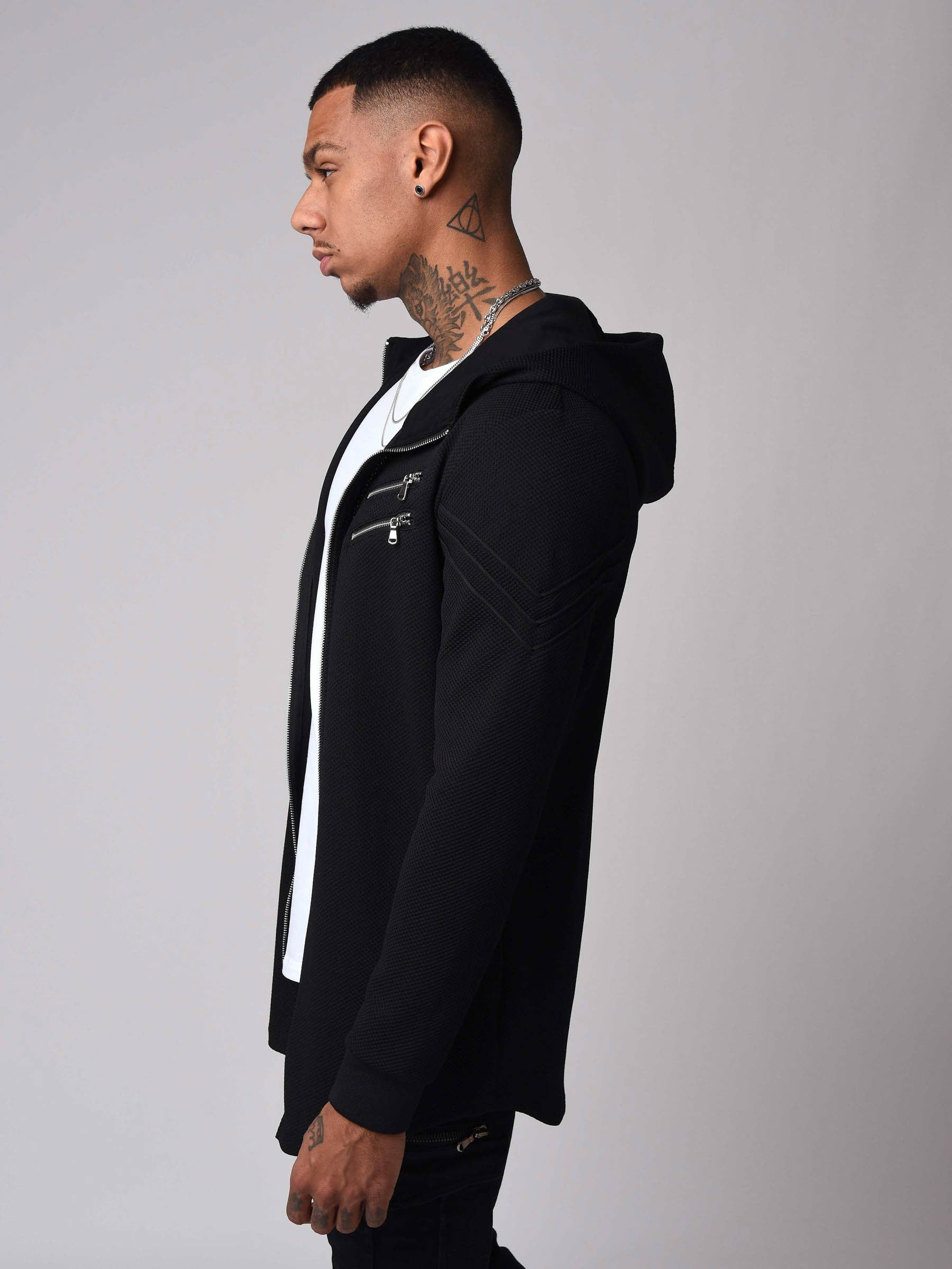veste-zippee-capuche-homme-1930014-noir