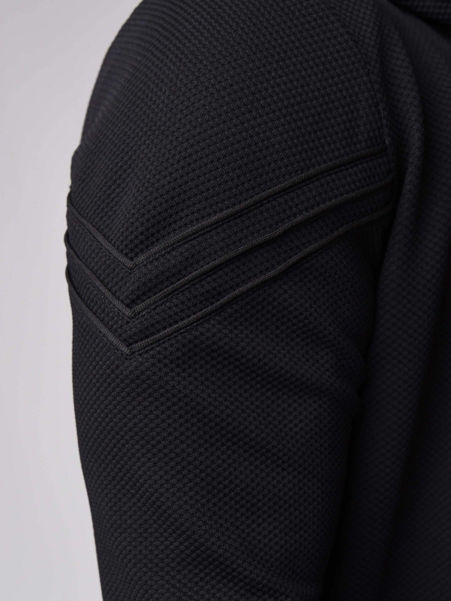 veste-zippee-capuche-homme-1930014-noir