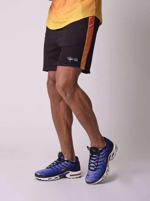 Pantaloncini con fascia...