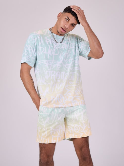 Graffiti short met...