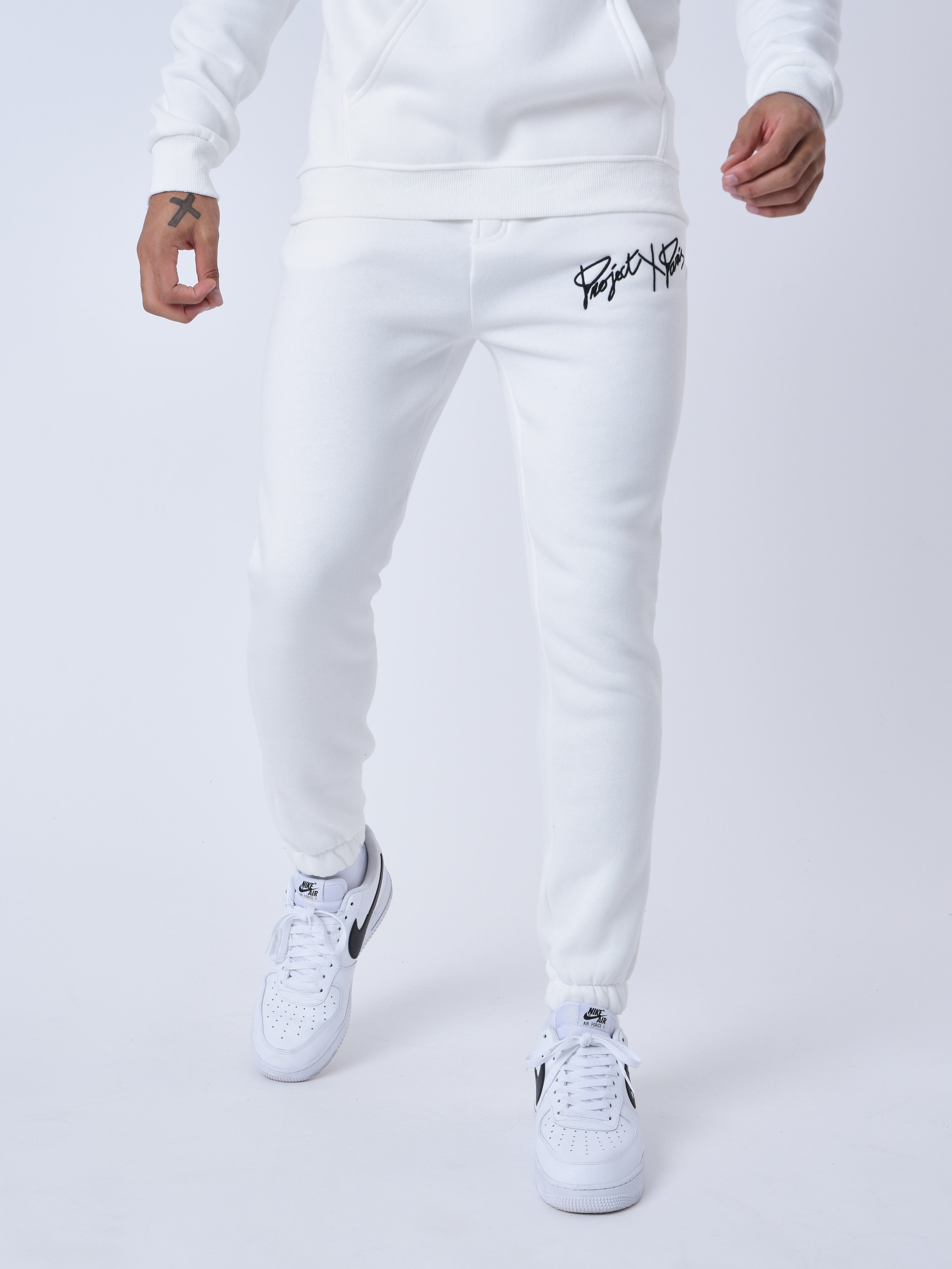 Basic Jogginghose mit Volllogo Stickerei