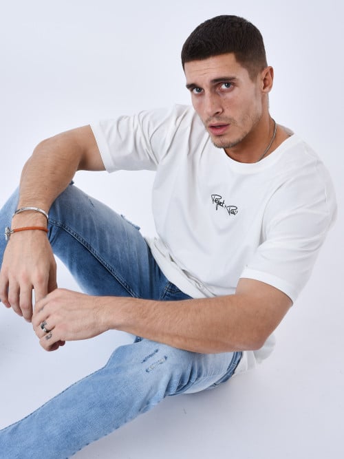 T-shirt con logo ricamato