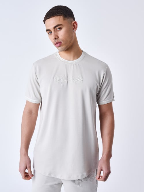 T-shirt com logótipo...