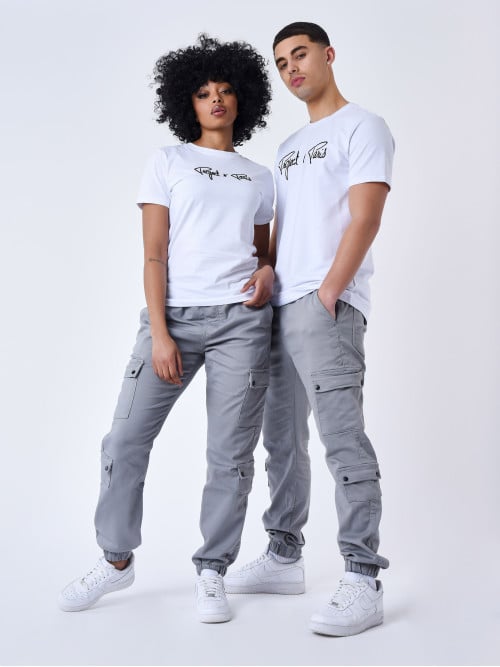 Multi-pocket cargo pants...