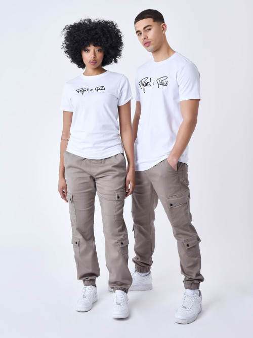 Multi-pocket cargo pants...