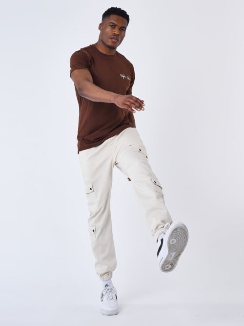 Multi-pocket cargo pants...