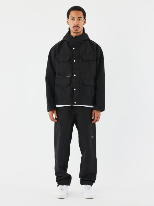 Technical pants with pockets