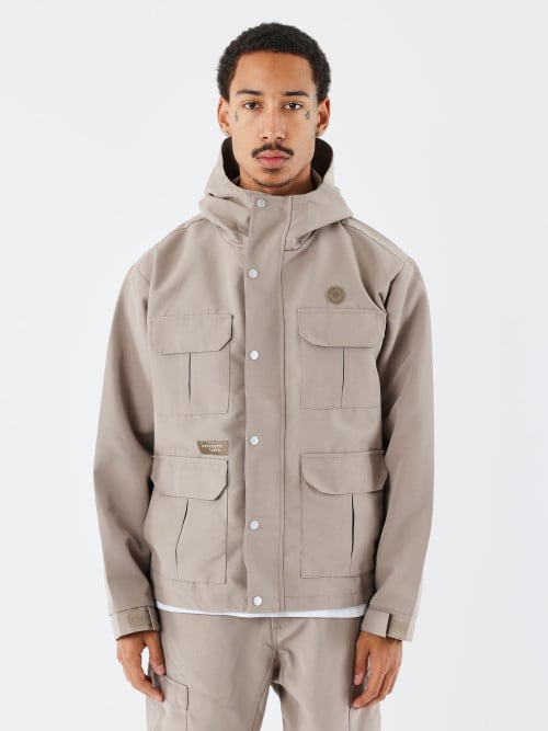 Veste à capuche technique