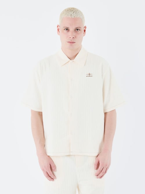 Pleated casual shirt