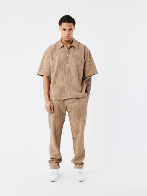 Pleated relaxed trousers