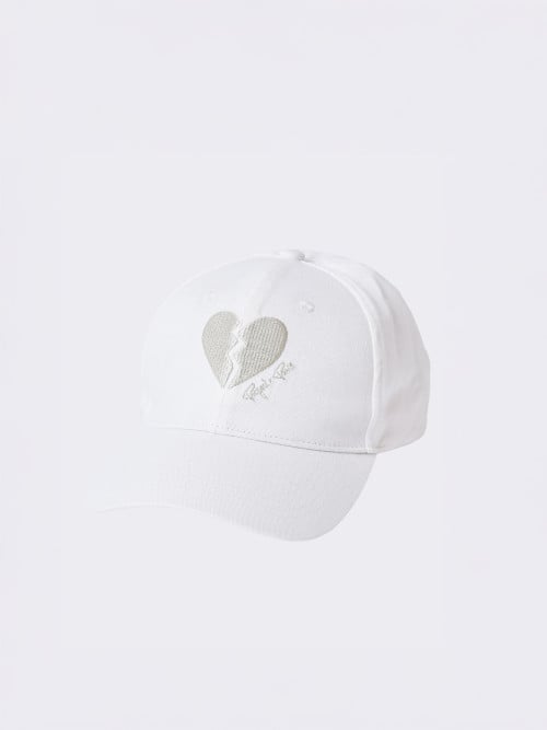 Adjustable broken heart cap