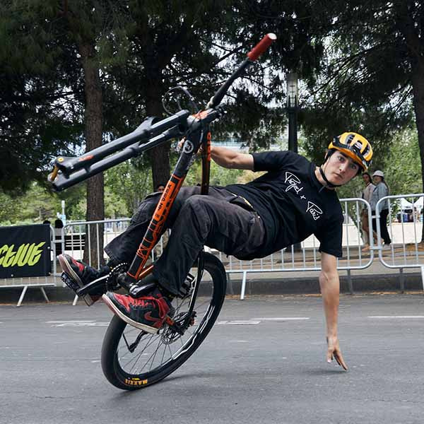 Extreme sports: PXP invites to the FISE ! 