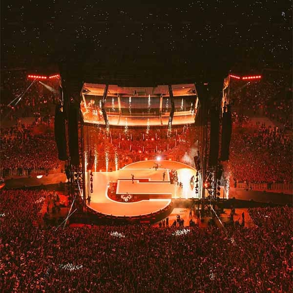 98.000 toeschouwers: recordopkomst voor Jul-concert in Stade de France